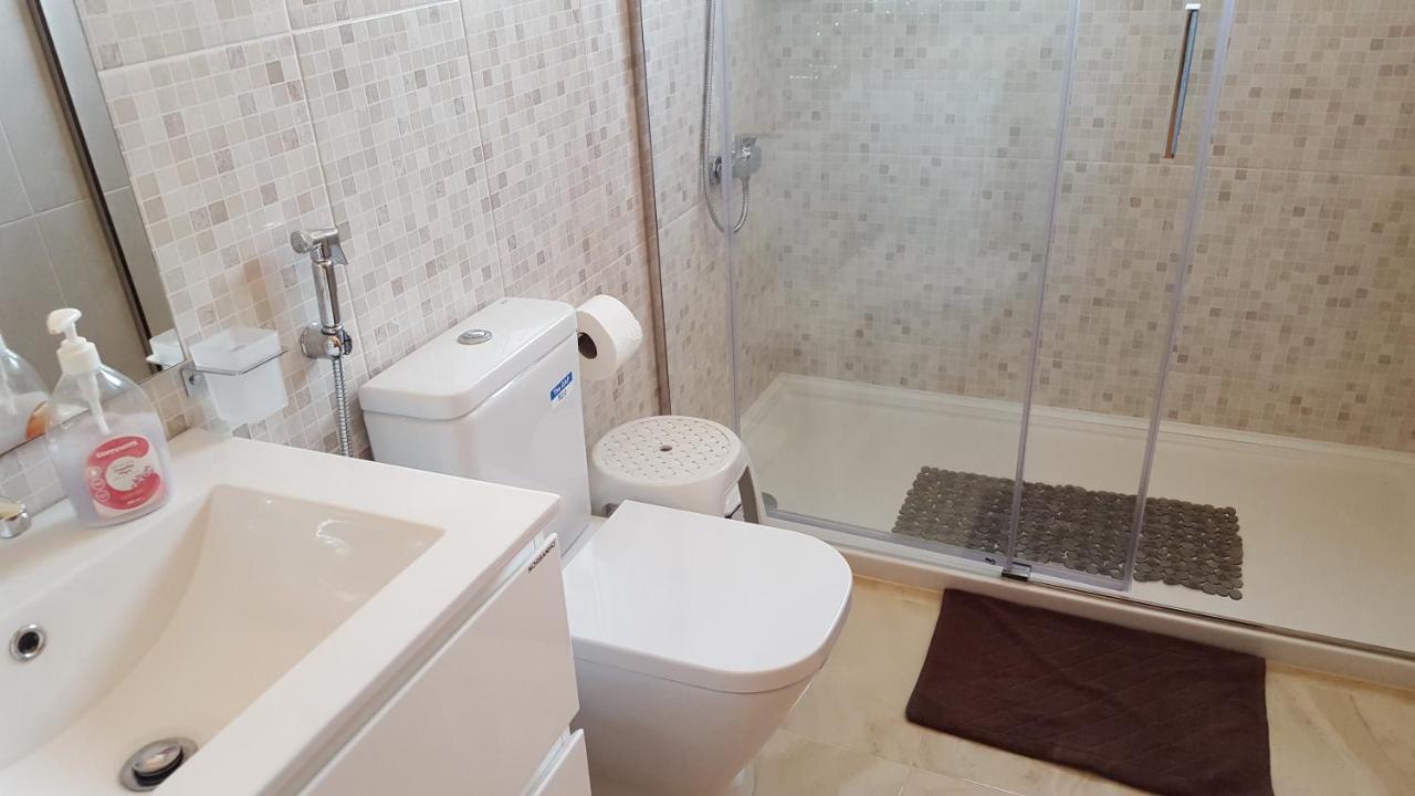 Private Apartament Celestina & Carlos Mindelo Exteriör bild